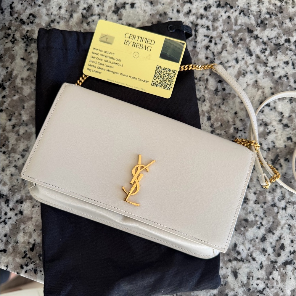 Yves Saint Laurent Cream Wallet with Gold Logo - Picture 2 of 4